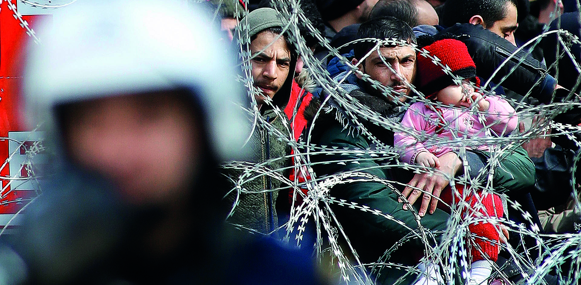 Между Эрдоганом и коронавирусом: беженцы не могут выбраться из капкана