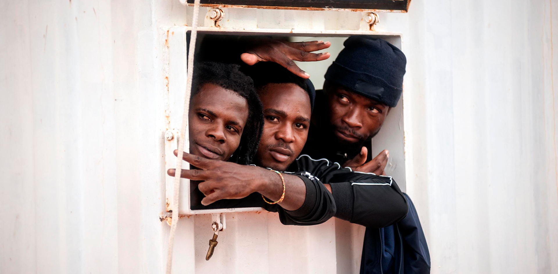 На юге Италии новые высадки мигрантов из Ливии