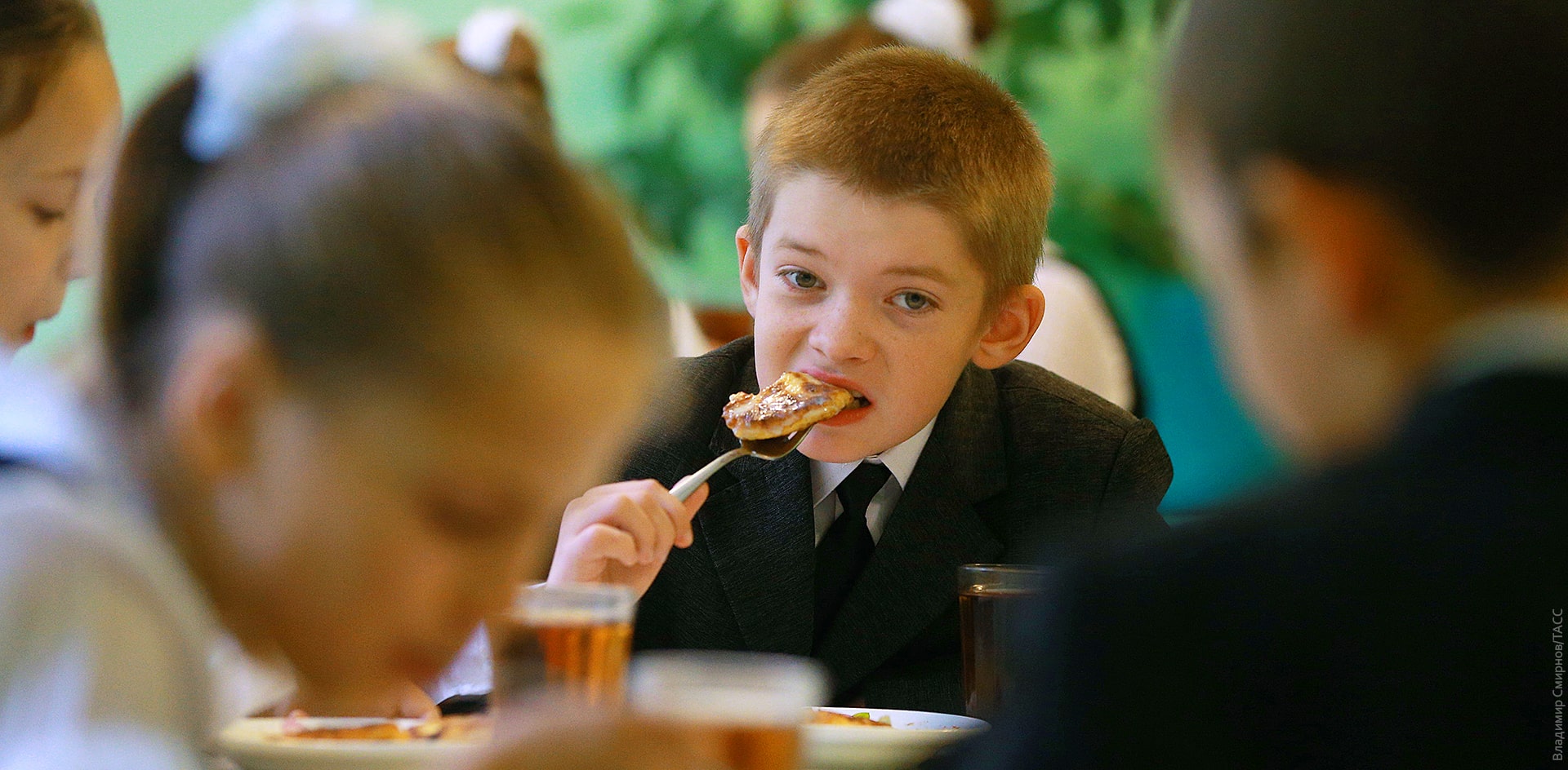 Крымские школьники жалуются на качество бесплатного питания