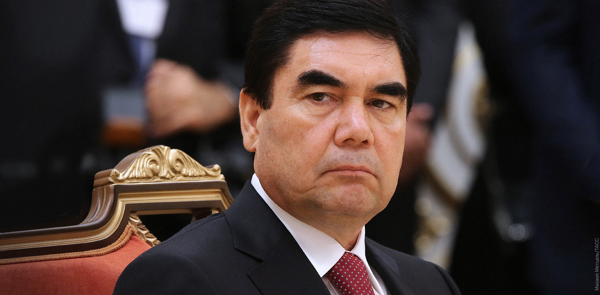 Транзит власти по-туркменски: после Покровителя в стране появится Вождь