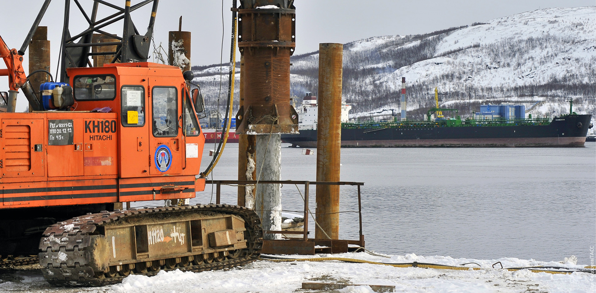 Базовый для северного завоза порт может появиться в Мурманской области