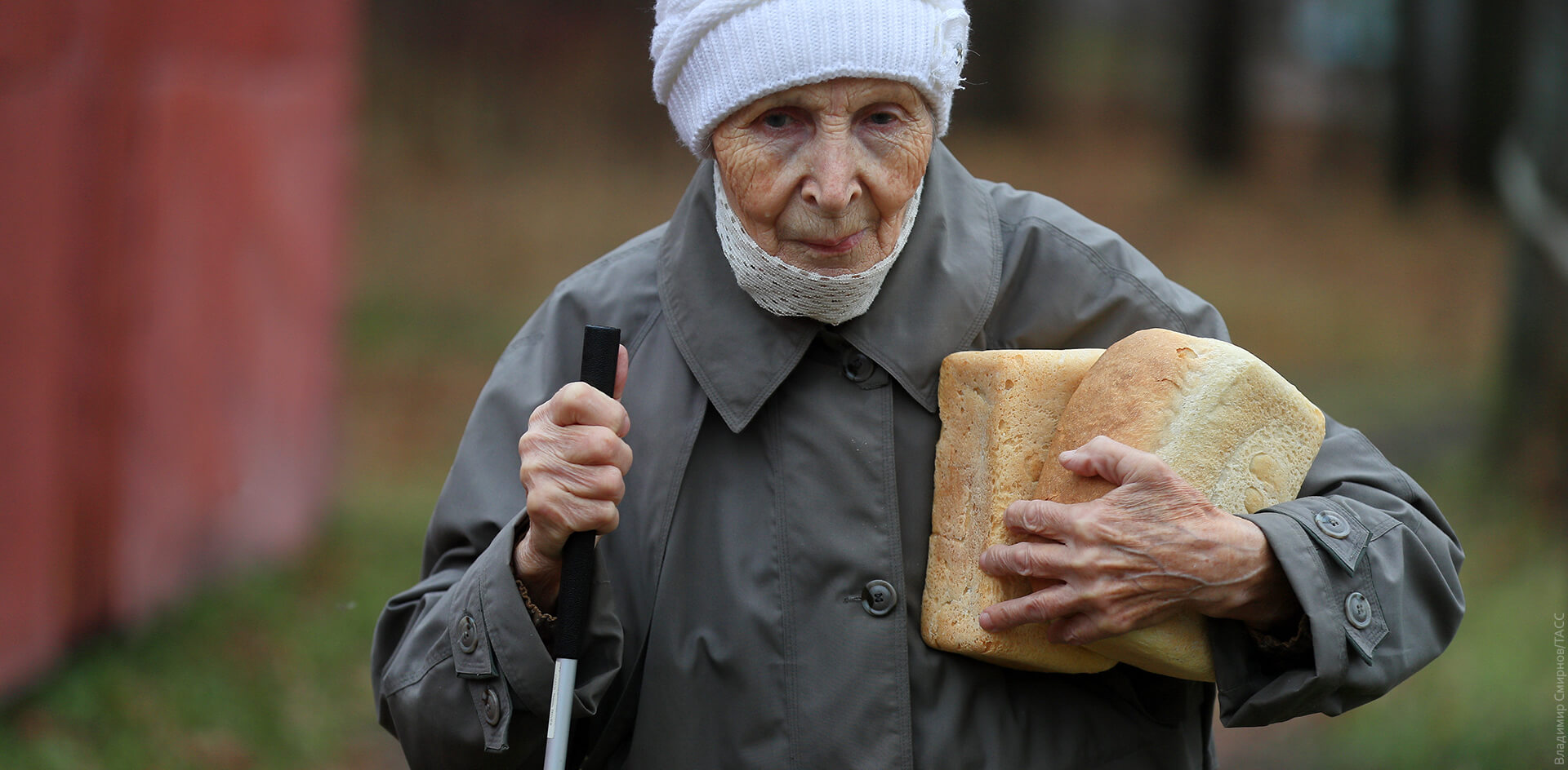 Жители посёлка в Хабаровском крае получают хлеб по записи
