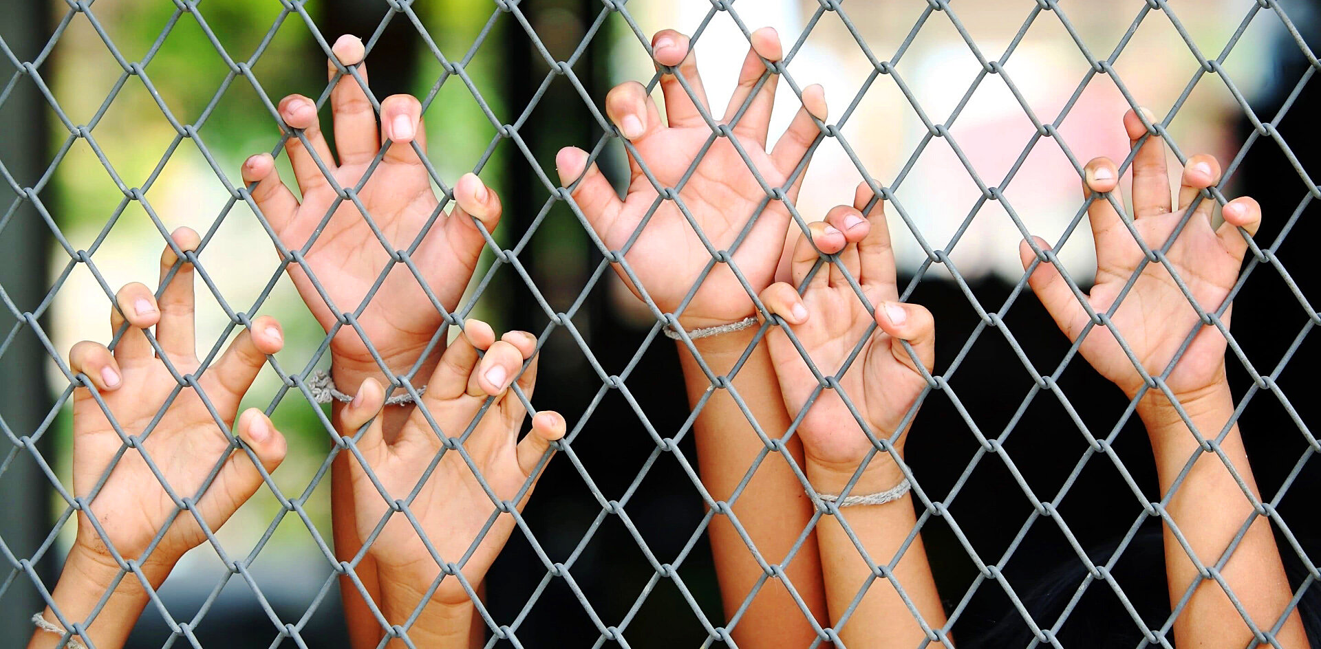 Запрет посещений и плохая еда: родители жалуются на детские лагеря