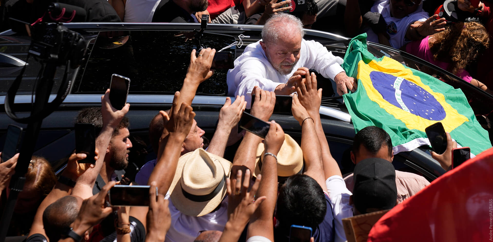 Бразилия: несмотря на победу Лулы, противостояние продолжается