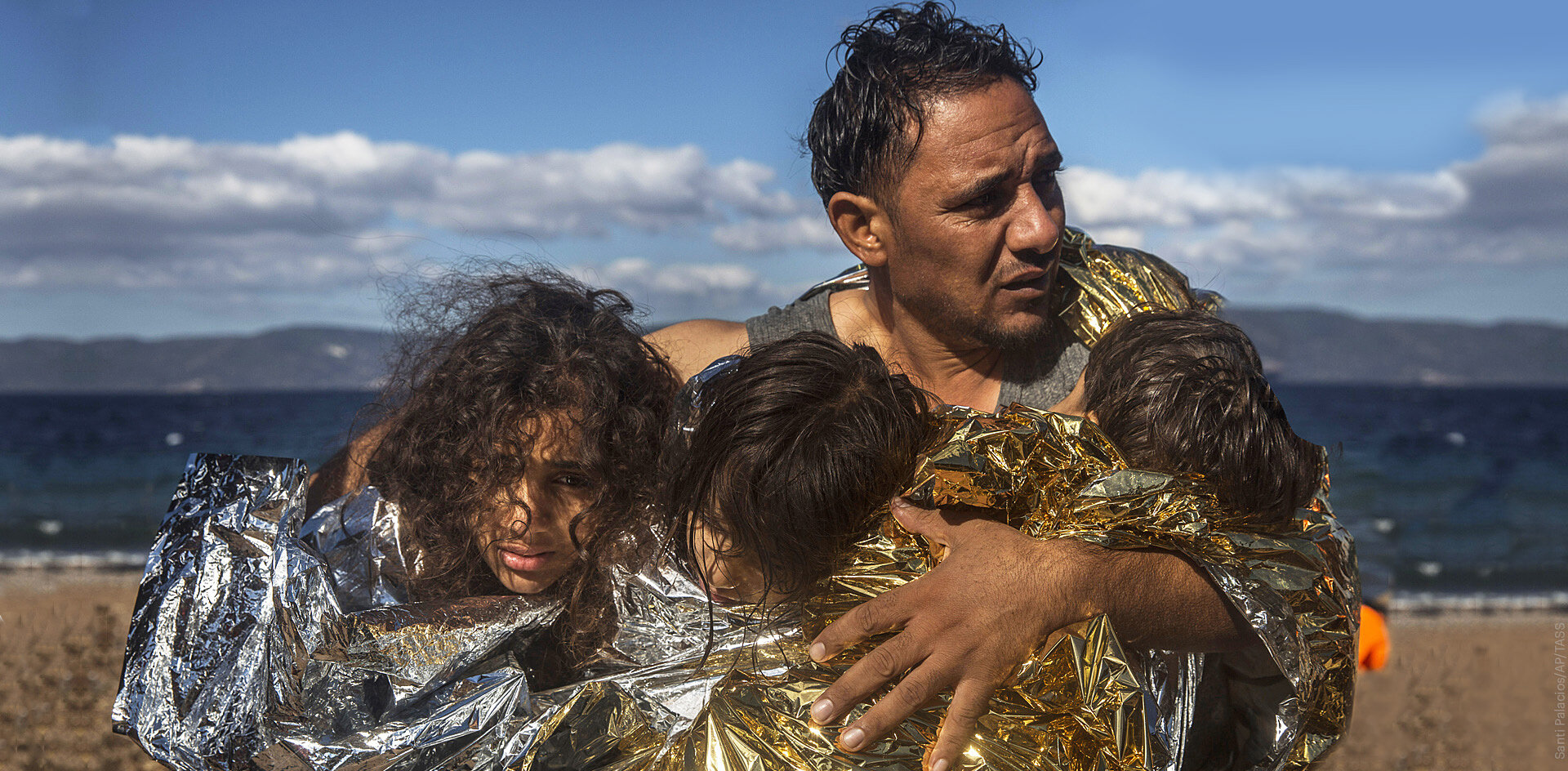 Италия борется с нелегальной миграцией через усиление контроля за «спасателями»