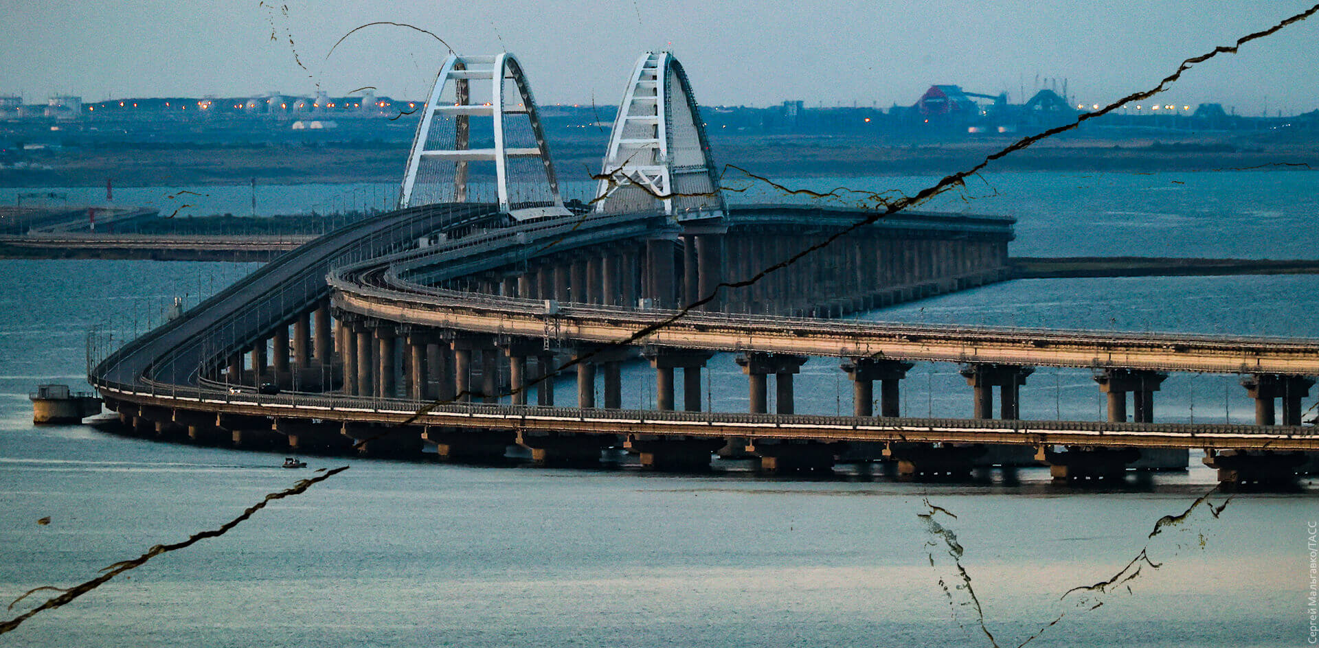 Туристы начали отменять брони после атаки на Крымский мост