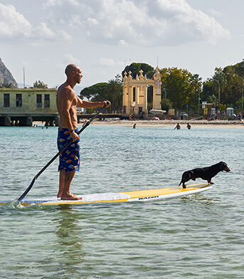 Итальянская мафия захватила сицилийский пляж
