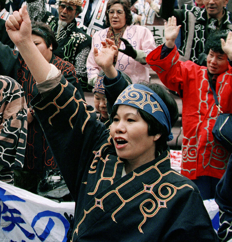 Токио подключает аборигенов к борьбе за Курилы