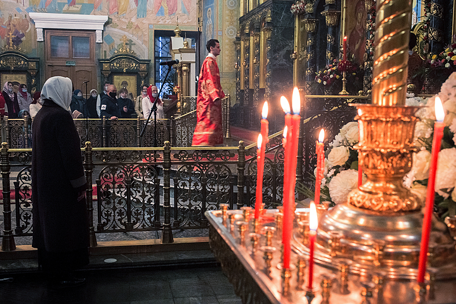Праздничное богослужение в Свято-Троицком кафедральном соборе.