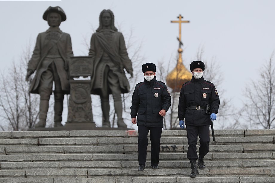 Майские праздники в Свердловской области должны пройти в условиях максимальной изоляции