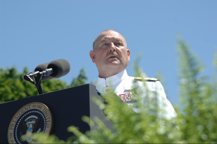 Арктика стала причиной настоящей истерики в конгрессе адмирала береговой службы охраны США Тада Аллена.
