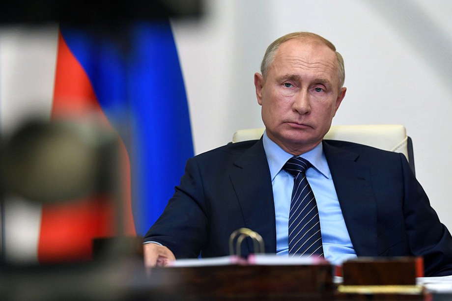 Владимир Путин попросил определить порядок долгосрочной работы по проекту, а также привлечь для ликвидации загрязнения военных.