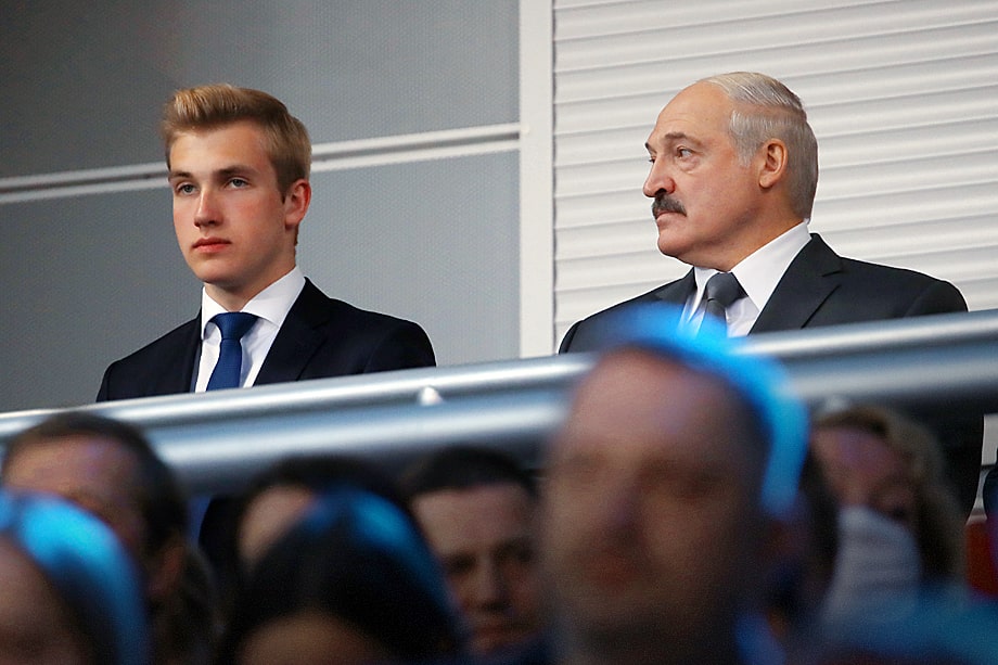 Младший сын Александра Лукашенко, Николай, родился 31 августа, и отец решил объединить дни рождения в один общий семейный день.