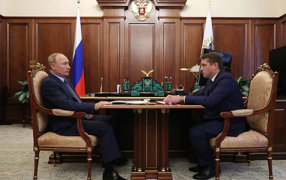 Путин провёл встречу с главой Росрыболовства Ильёй Шестаковым.