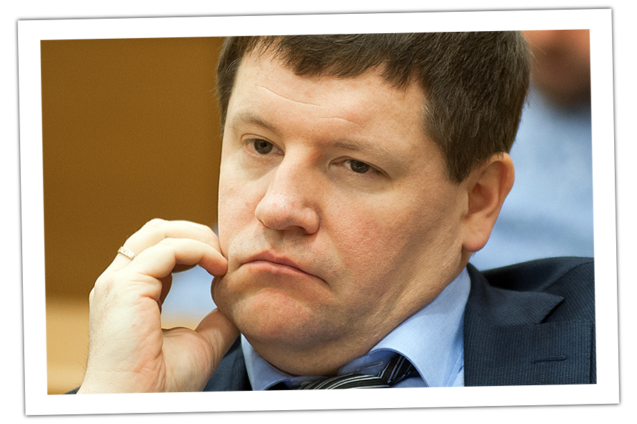 Сергей Бидонько курирует внутреннюю политику Свердловской области.