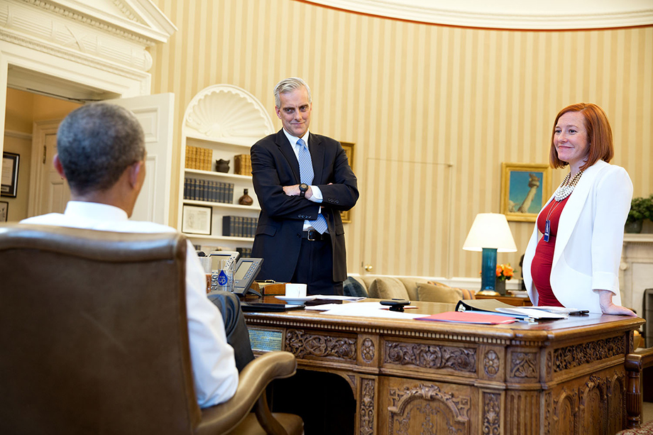 В администрации Барака Обамы, когда Байден был вице-президентом, Псаки занимала несколько руководящих должностей.