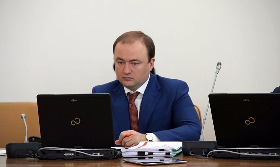 Ранее Павел Фрадков занимал должность заместителя управляющего делами президента РФ.