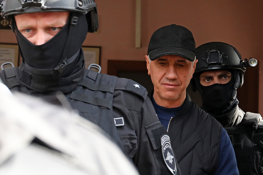 По версии следствия, Быков организовал убийство члена возглавляемой им группировки Александра Наумова и его друга Кирилла Войтенко.