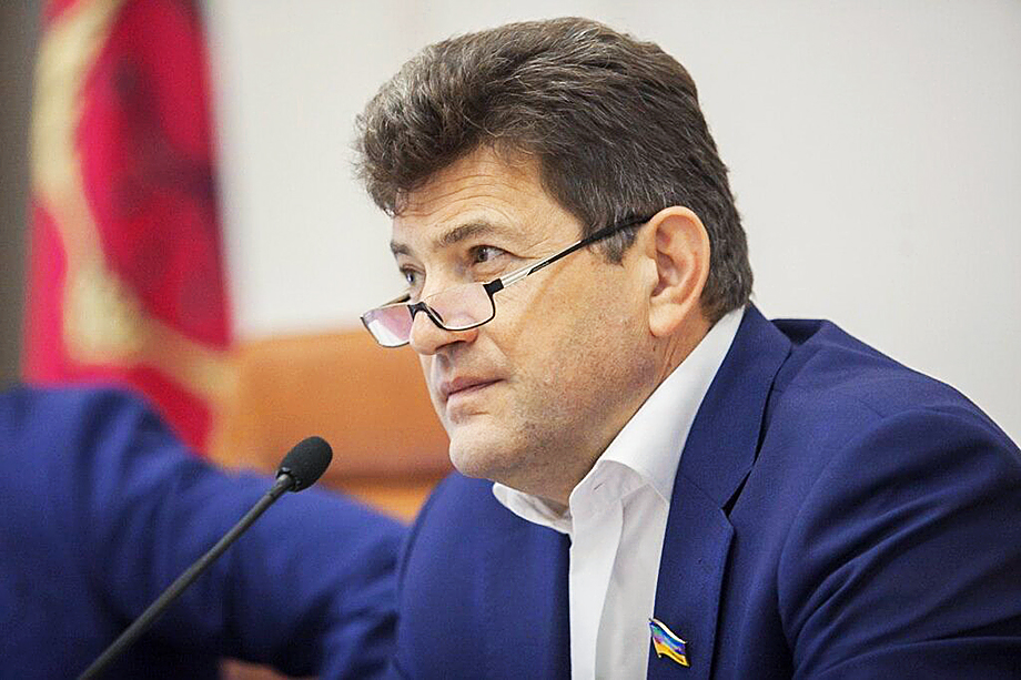 Владимир Буряк, тоже экс-менеджер «Массандры», будет отвечать за ЖКХ в администрации Ялты.