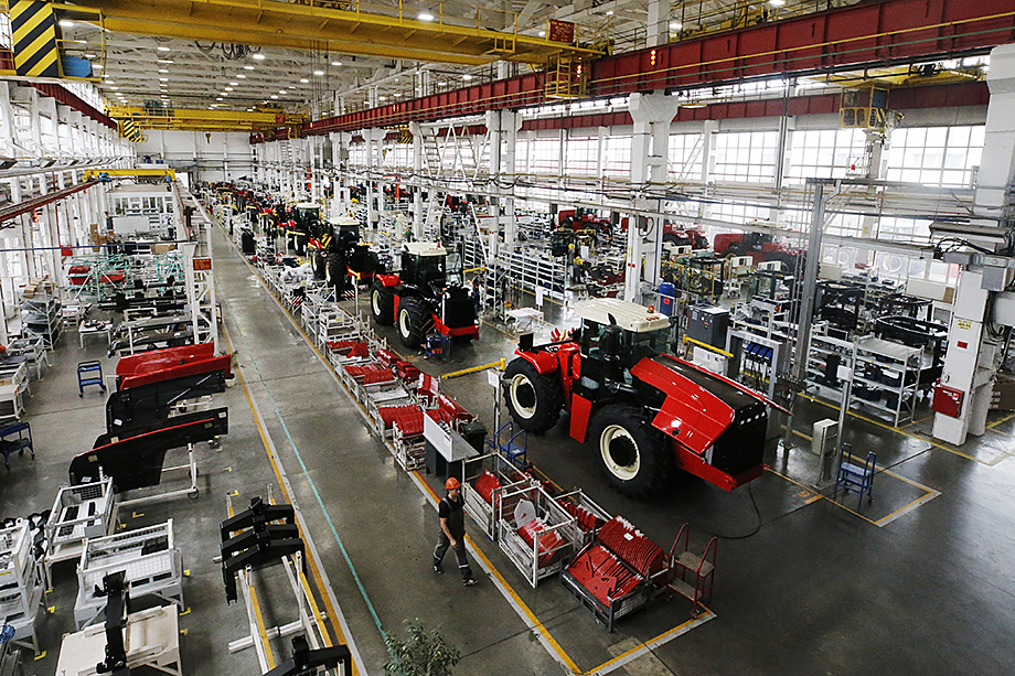 Основными рынками сбыта российских тракторов стали страны Европы, СНГ, Африки, а также Монголия.