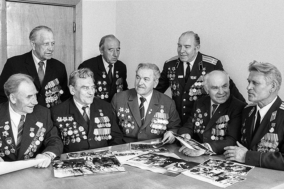 Современный Российский Союз ветеранов считает себя преемником созданного в 1956 году Советского комитета ветеранов войны.