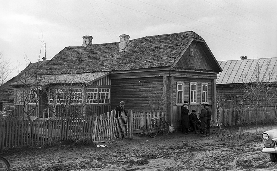 Место рождения первых. Место рождения Гагарина. Место рождения Юрия Гагарина. Дом детства Гагарина. Гагарин детство дом.