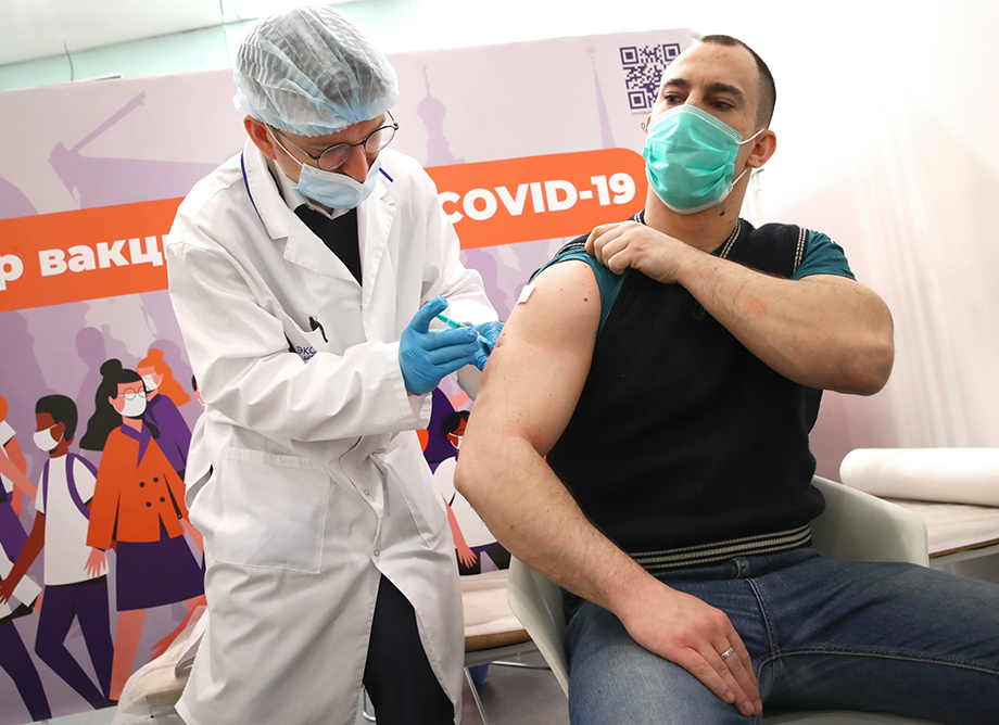 22 марта президент РФ Владимир Путин сообщил о полной вакцинации более 4 млн россиян.