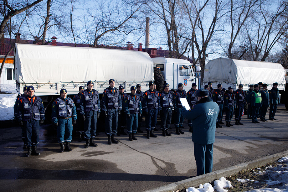 На защиту населённых пунктов и объектов экономики направили 40 новосибирских спасателей и 14 единиц спасательной техники.