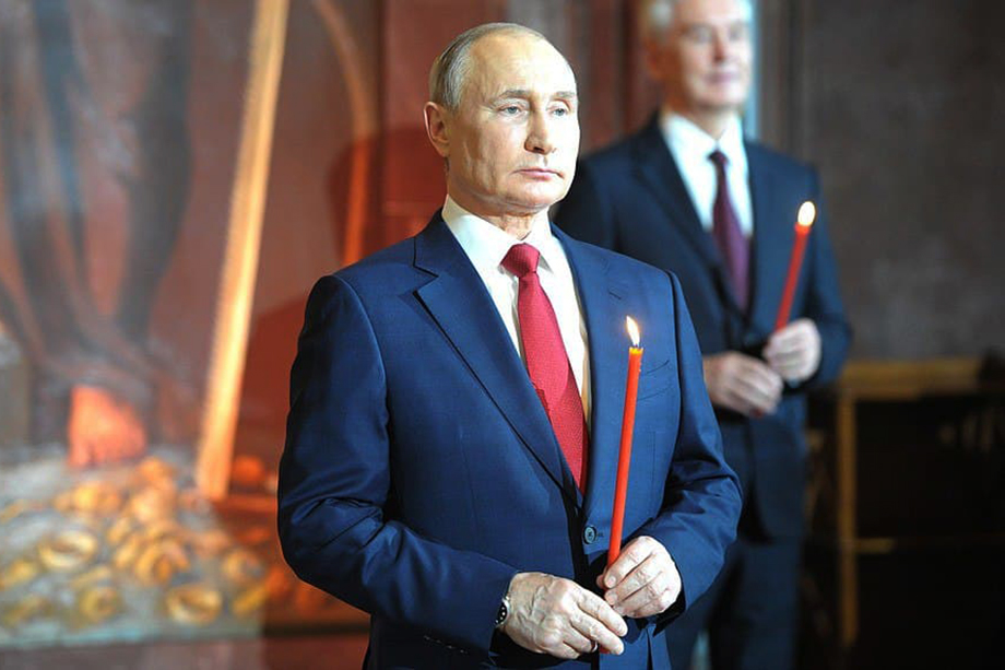 Путин отметил плодотворную и востребованную работу Русской православной церкви и других конфессий.