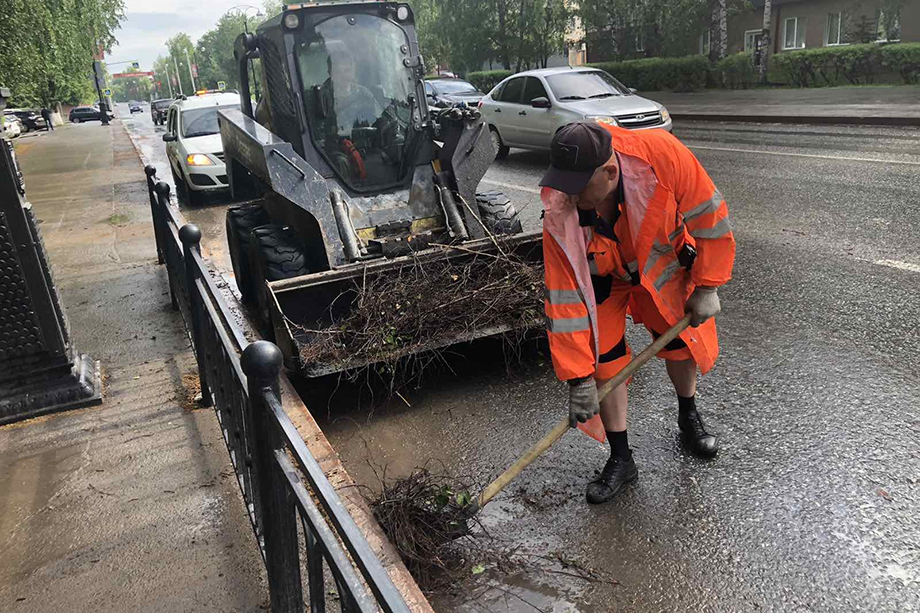 Без света остались около 3,7 тысячи домов в 30 населённых пунктах.