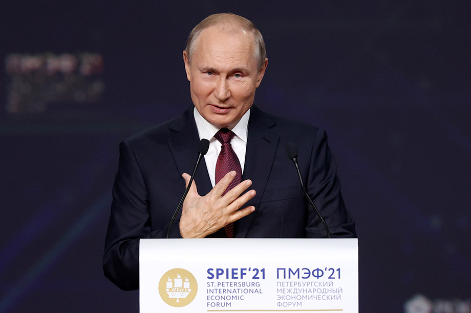 Владимир Путин поручил парламентариям довести до конца работу над инициативой, которая позволит освободить малый бизнес от налоговой отчётности.