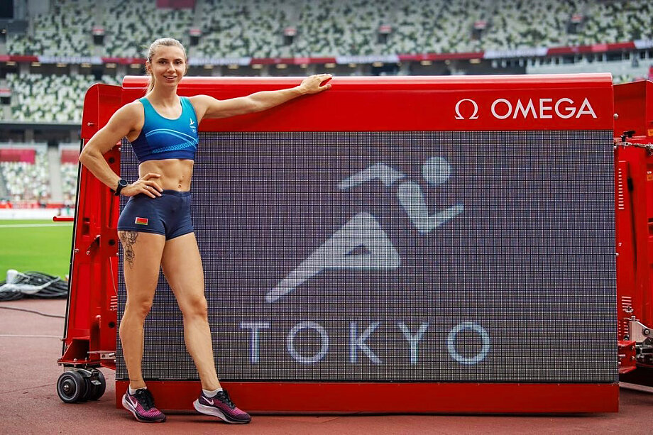 На минувших выходных Кристина записала видео в Instagram, где раскритиковала решение сборной заявить её на эстафету 4 × 400 метров из-за отстранения одной из двух белорусских легкоатлеток.