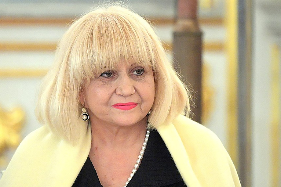 Мария Большакова является создателем общественной благотворительной организации «Союз семей военнослужащих России», которую она же и возглавляла.