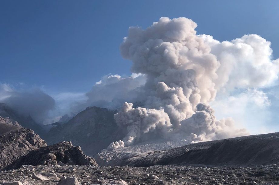 29 августа вулкан Шивелуч выбросил столб пепла в 3 километра.