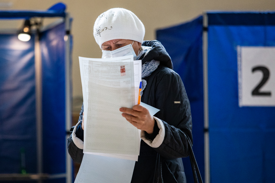 Пенсионеры в Свердловской области на выборах получили продуктовые карточки
