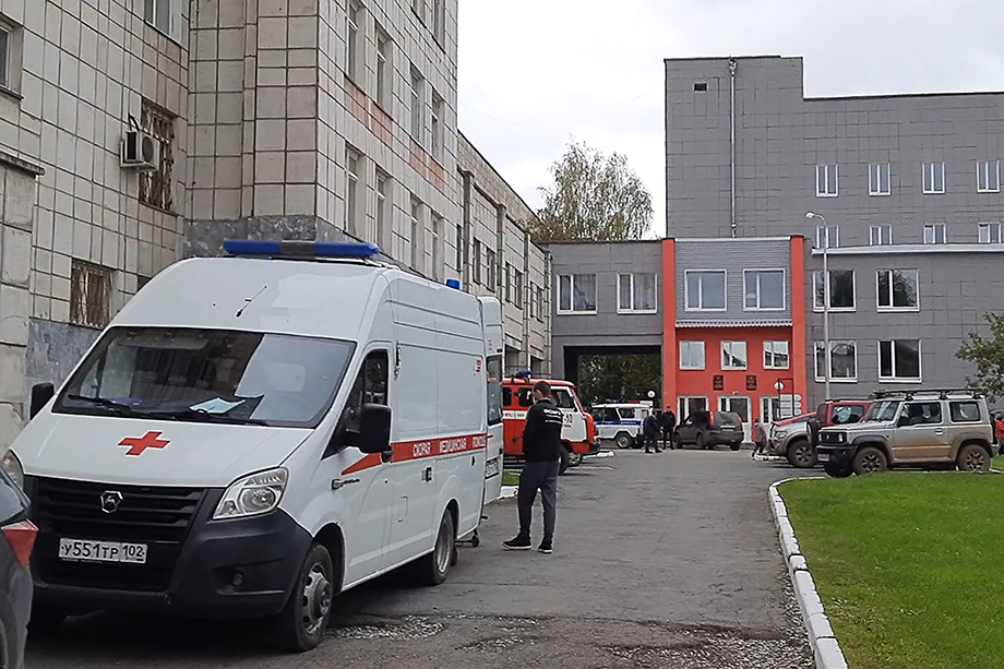 На станции переливания крови в Перми сегодня продлили до 18.00 время приёма доноров после стрельбы в ПГНИУ.