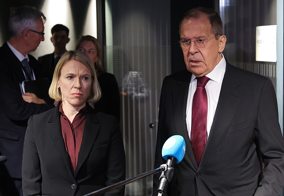 Новый министр иностранных дел Норвегии Анникен Хюитфельдт была сдержана в оценках России.