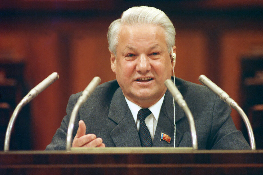 6 августа 1990 года глава Верховного Совета РСФСР Борис Ельцин, выступая в Казани, произнёс хрестоматийную фразу: «Берите столько суверенитета, сколько сможете проглотить». Позже он повторил её в Уфе.