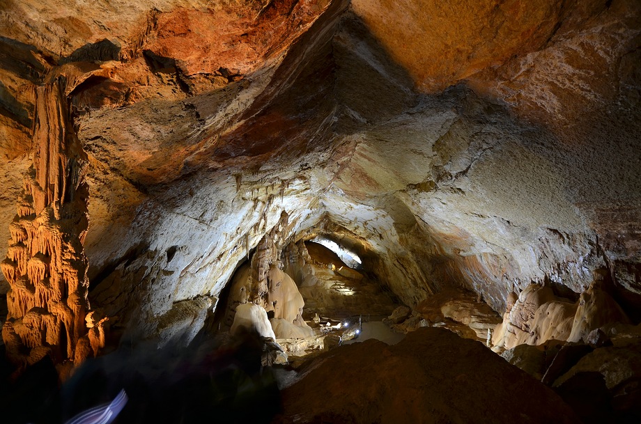 В Мраморной пещере Крыма превышено содержание опасного газа радон.