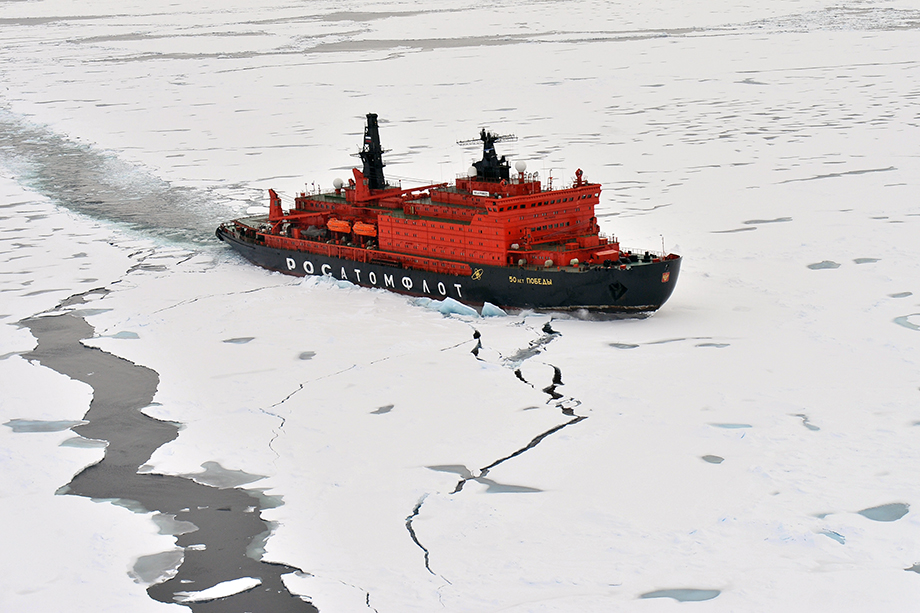 По мнению Александра Родина, уже к концу этого столетия полностью исчезнут многолетние льды. Практически весь Северный Ледовитый океан станет судоходным.