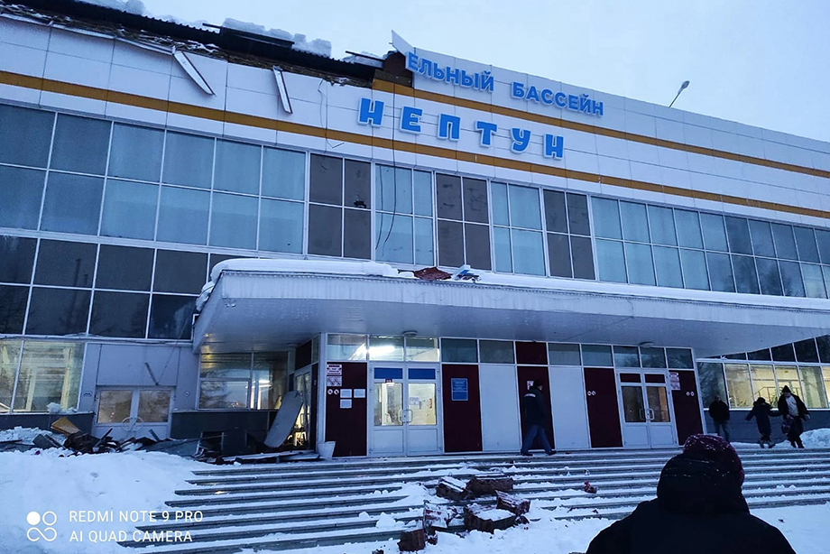 Сейчас бассейн не работает.