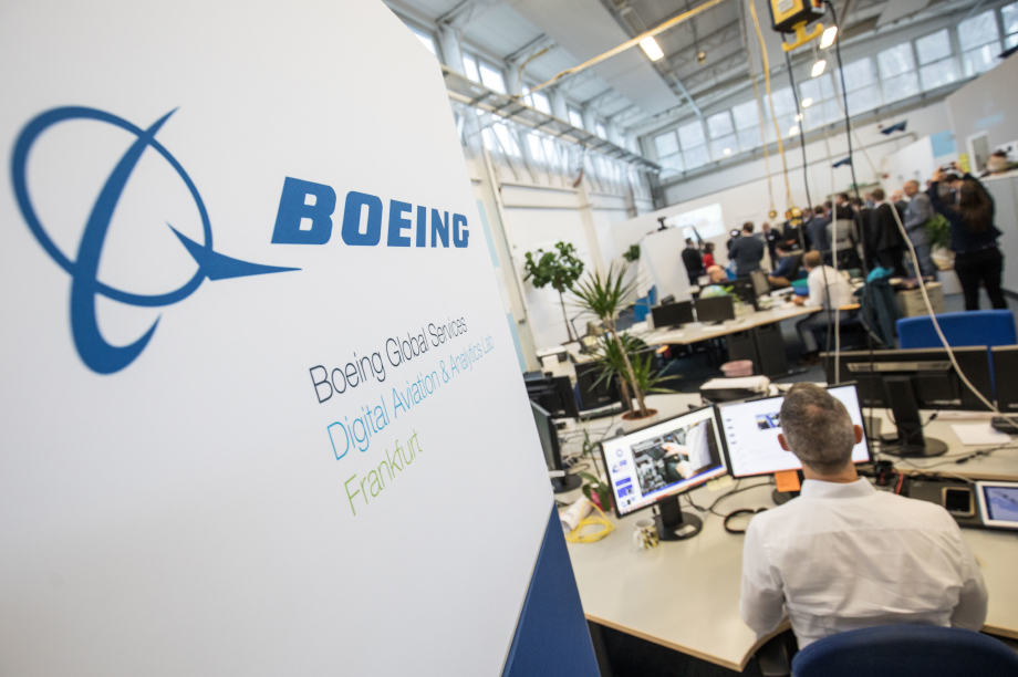 Эксперт считает, что Boeing пока ничем не сможет заменить российский титан. Альтернатив для замены очень мало.