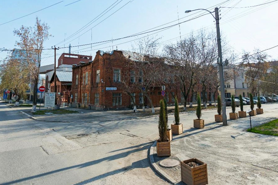 Здание является образцом городского особняка начала XX века.