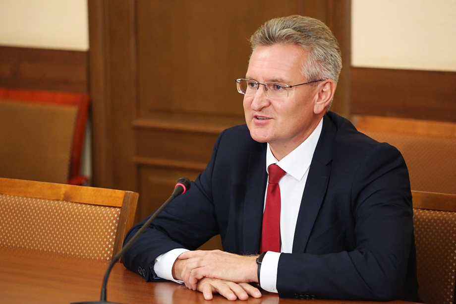 Исполняющим обязанности ректора БашГУ стал Вадим Захаров.