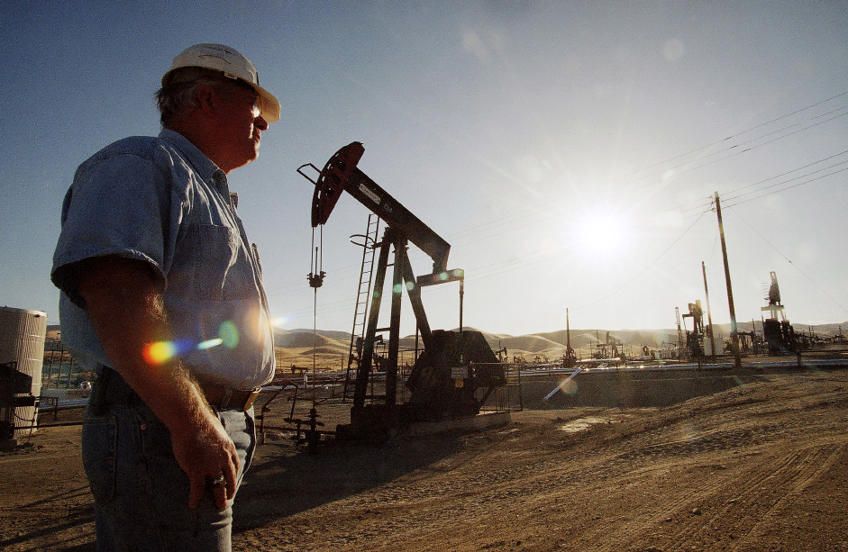 Осень 1997 года. Министерство энергетики США продало свою долю нефтяного месторождения Элк-Хиллз в Калифорнии компании Occidental Petroleum за 3,65 млрд долларов.