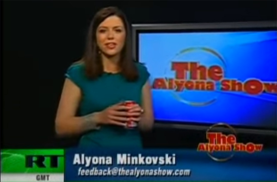 В 2009–2012 годах Алёна Миньковская вела собственную передачу The Alyona Show на RT America.