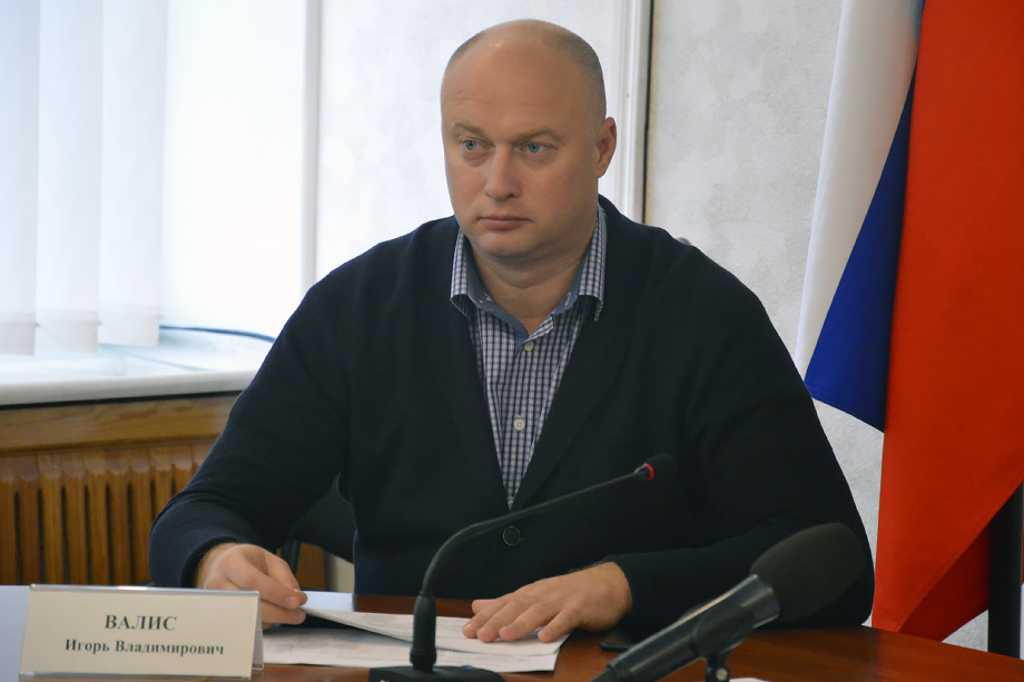 Бывший депутат Законодательного собрания города Севастополя Игорь Валис в июле 2021 был признан виновным в хищении денег УК.