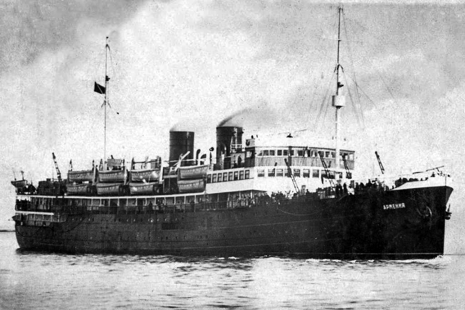 7 ноября 1941 года пассажирско-грузовой теплоход «Армения», выполнявший роль санитарного судна, был потоплен немецкой авиацией.