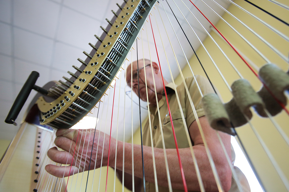 Resonance Harps – единственная в России фабрика по производству арф.