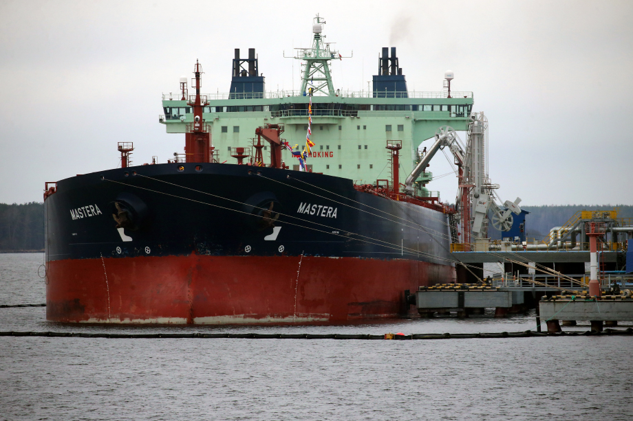 Новые пути российских танкеров из балтийских портов до заказчика теперь длятся два-три месяца.